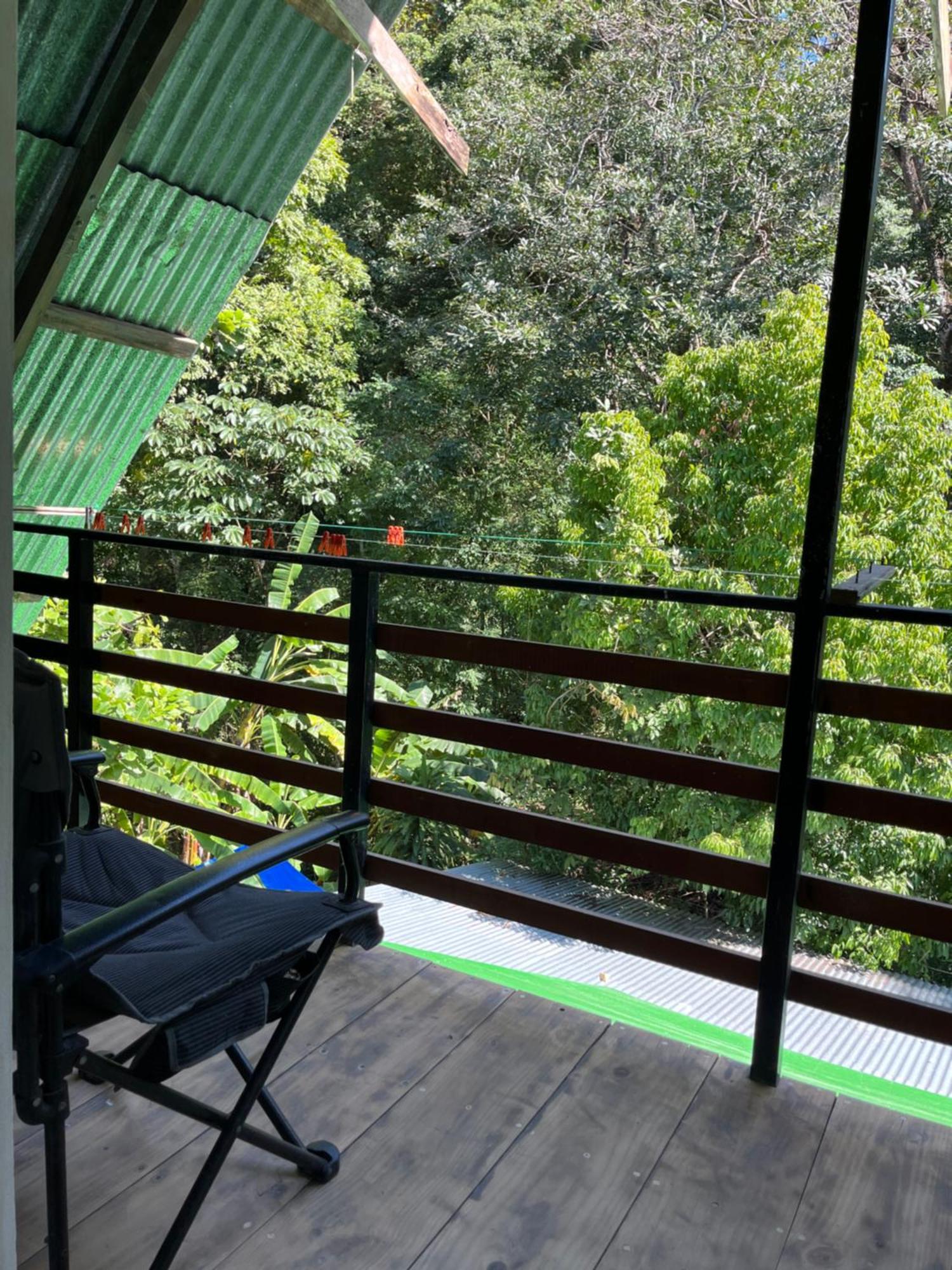 Hostel Tuanis Surf Camp Playa Santa Teresa  ภายนอก รูปภาพ